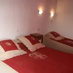 Central Hotel Hotel 3*