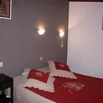 Central Hotel 3*