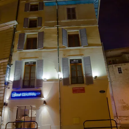 Отель Central Hotel Ним