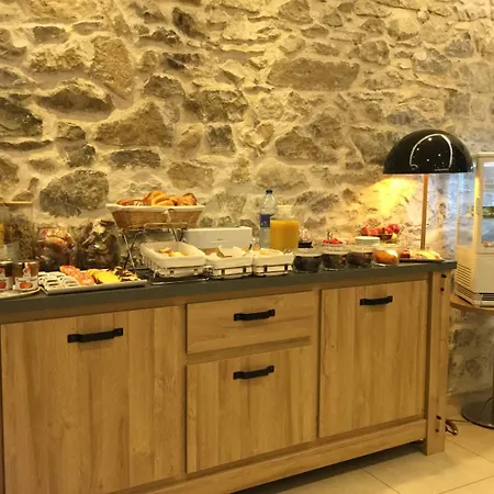 Central Hotel 3* נים