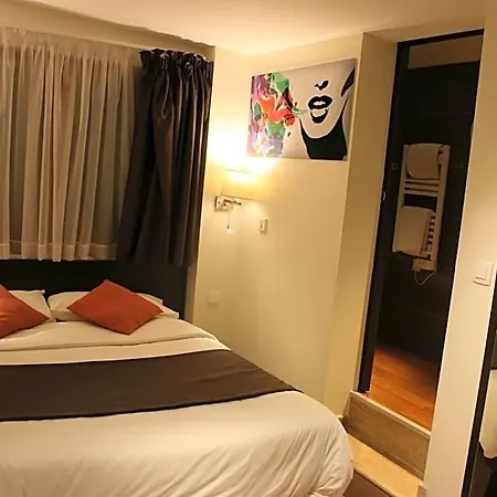 Central Hotel Hotel 3*