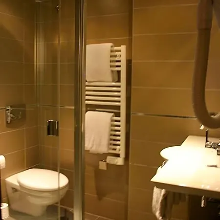 Otel Central Hotel 3*