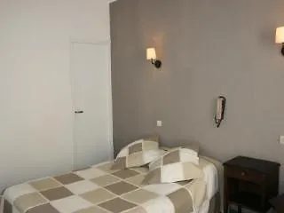 Central Hotel 3*