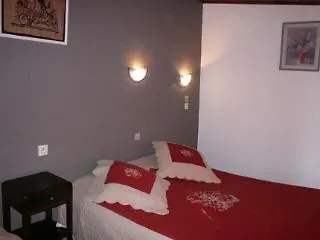 Central Hotel 3*