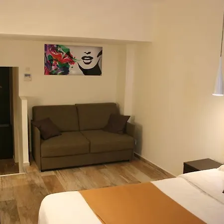 Central Hotel 3* Nimes