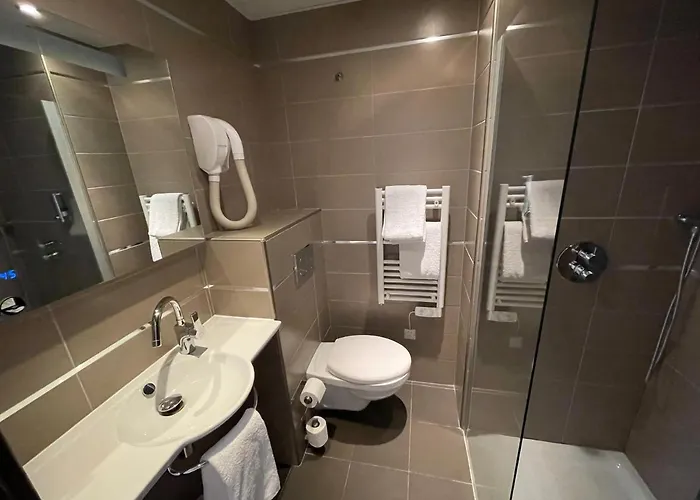 Central Hotel Hotell