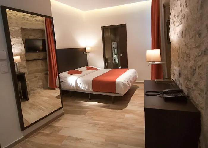 Hotell Central Hotel Nîmes