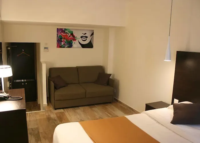 Central Hotel 3* Nîmes